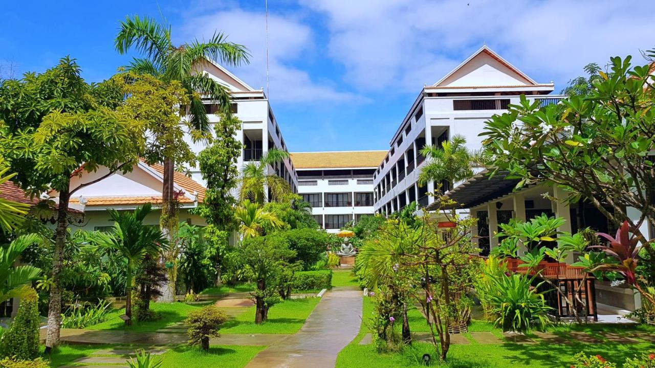 New Riverside Hotel Siem Reap Exteriör bild