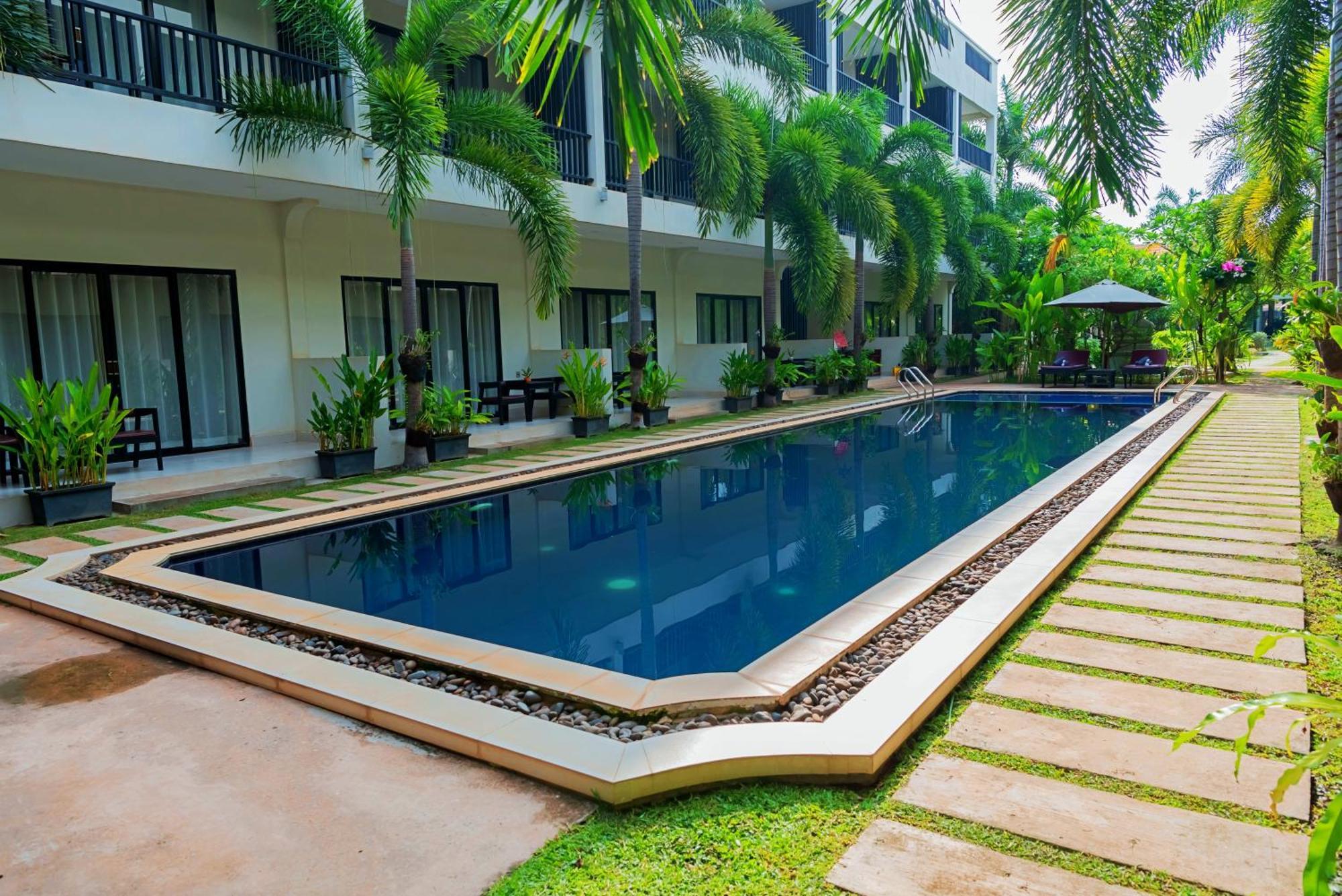 New Riverside Hotel Siem Reap Exteriör bild