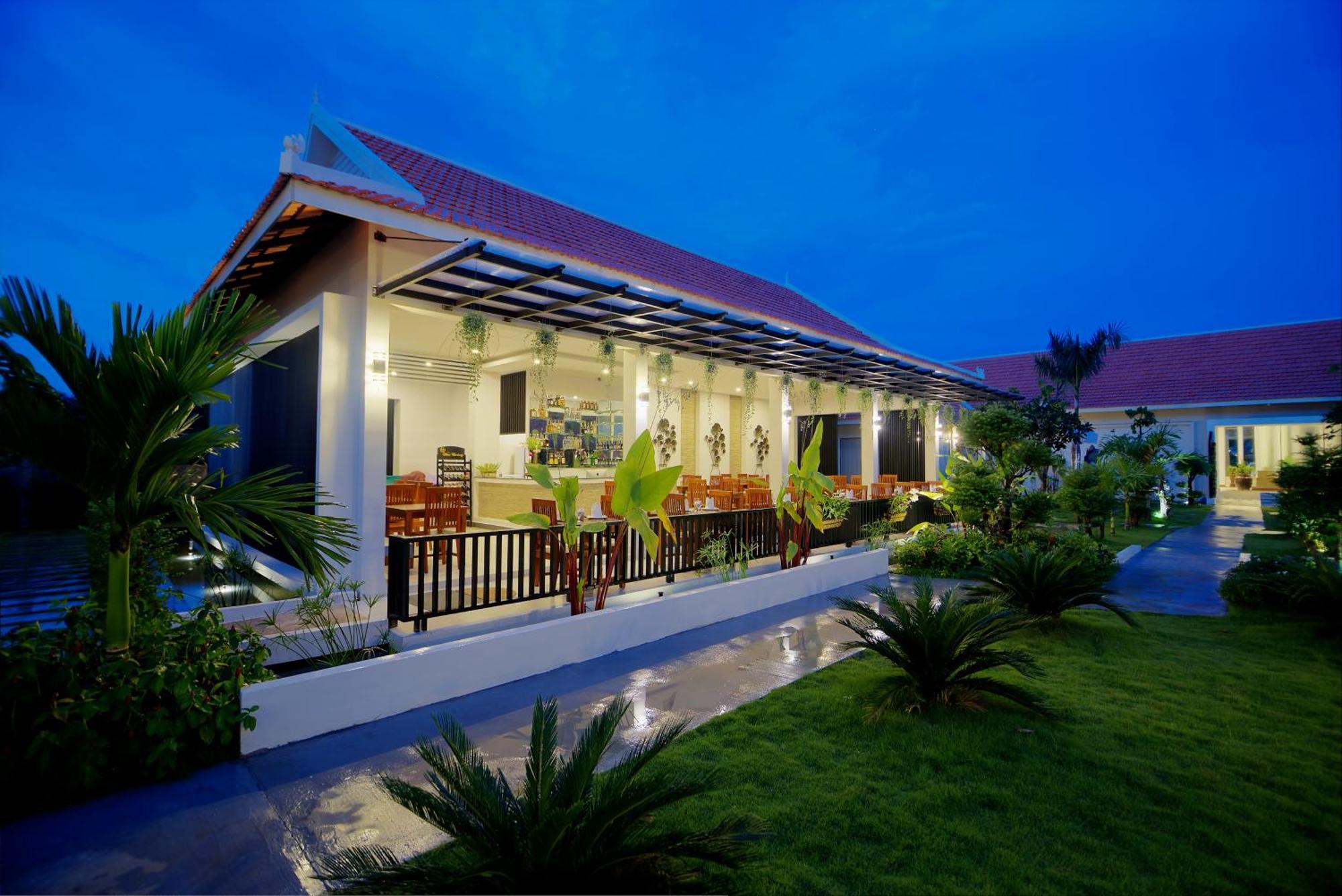 New Riverside Hotel Siem Reap Exteriör bild