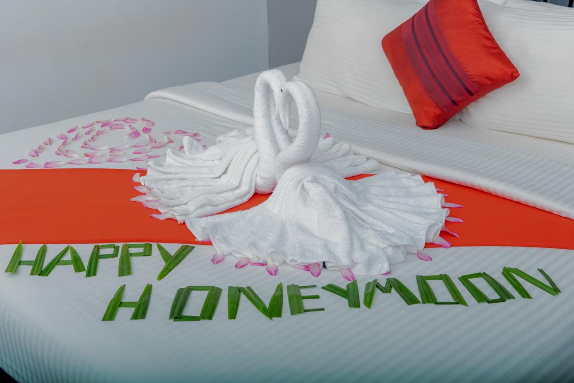 New Riverside Hotel Siem Reap Exteriör bild